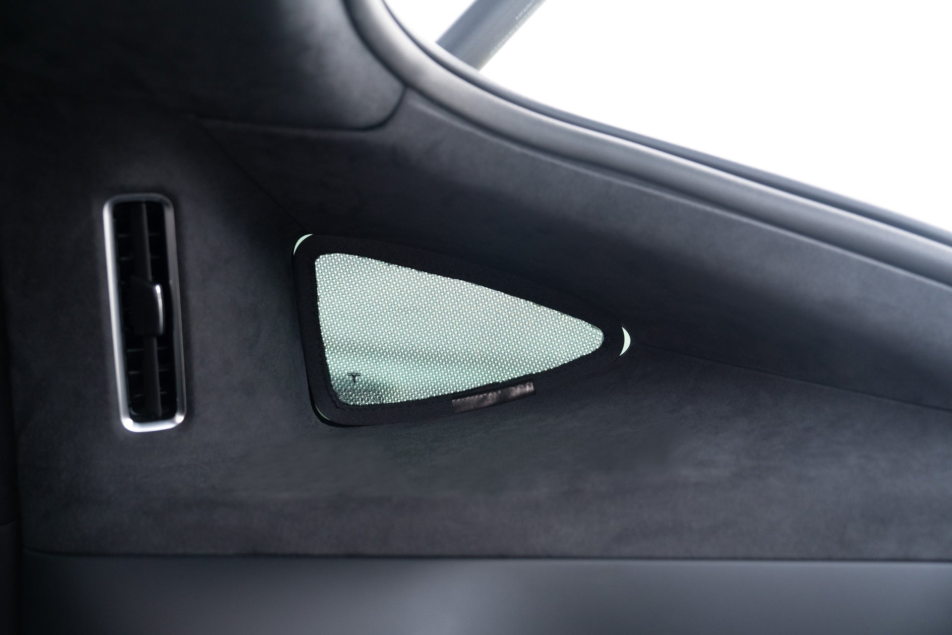 Rear Lift Gate + Triangular Window Sunshade for Model X-8